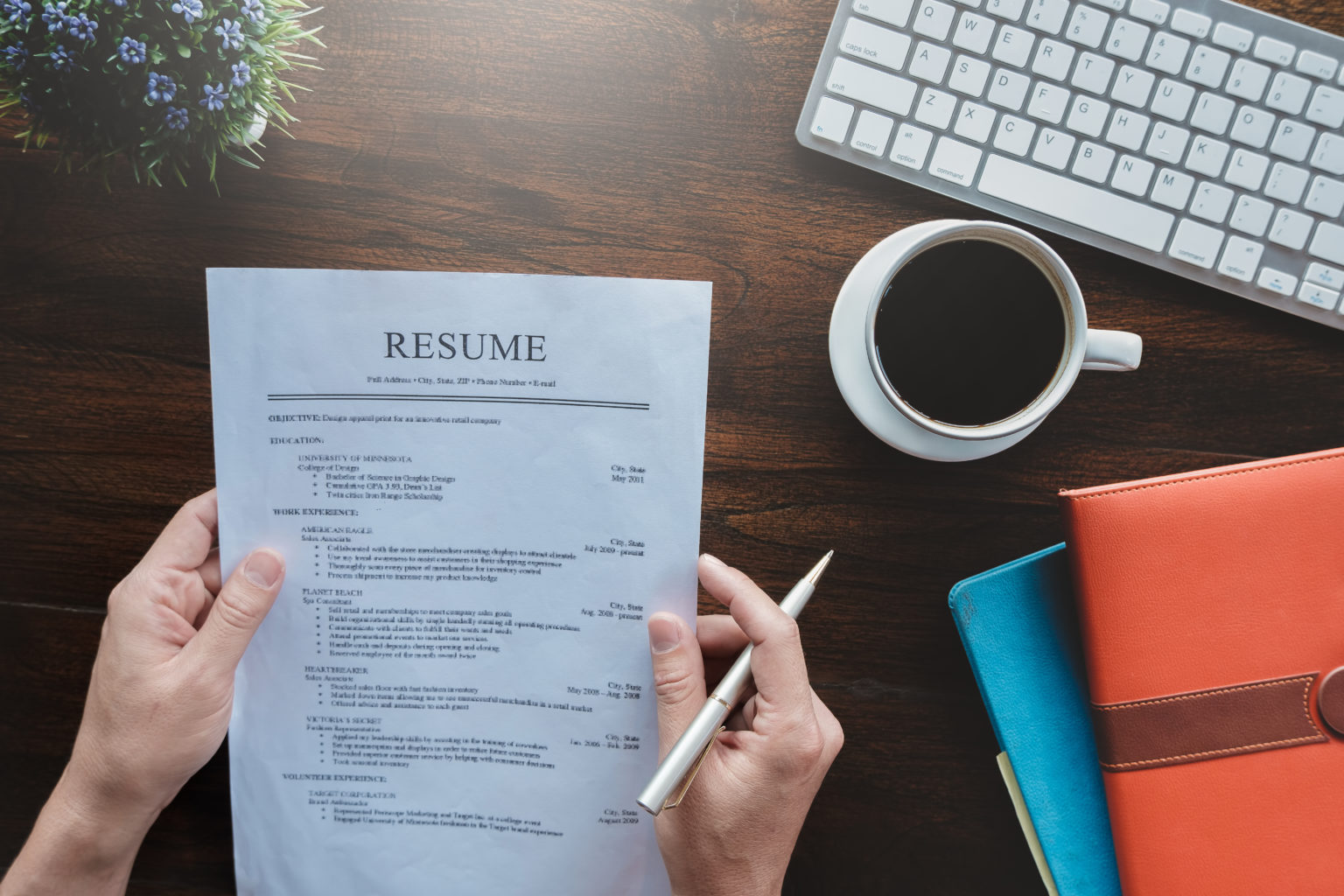 How to Prepare Resumes MilitaryHire - AdobeStock 259075037 1536x1024 